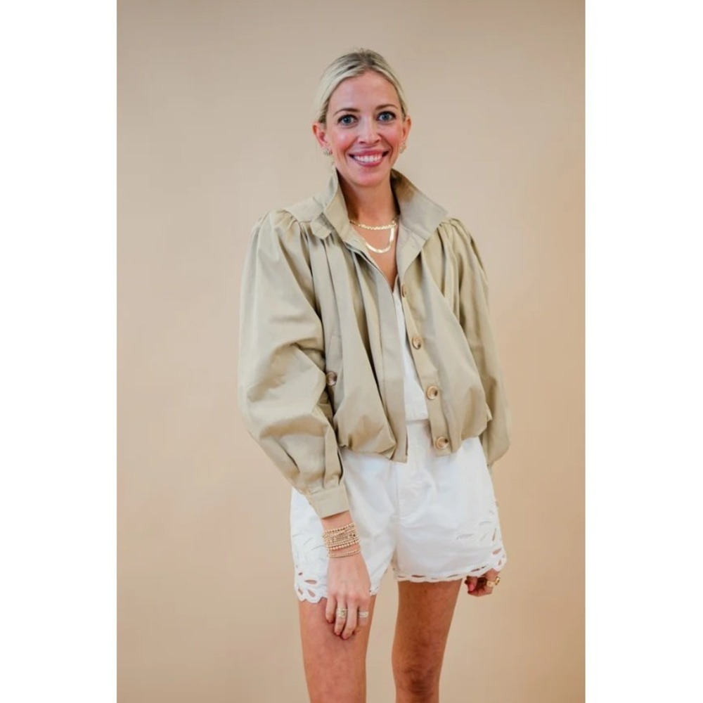 ASTR Estero Gathered Sleeve Bomber Jacket Women Small Beige NWOT - Picture 4 of 11